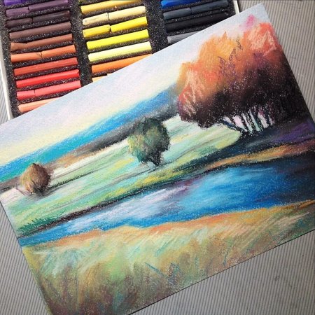 Рисование мелками на бумаге