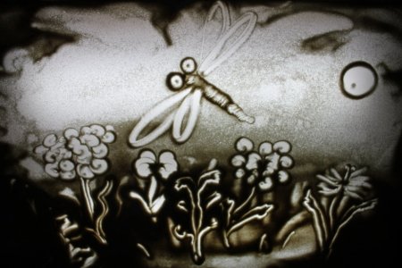 Семейное рисование песком