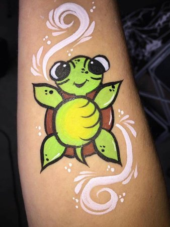 Аквагрим на руке для девочек