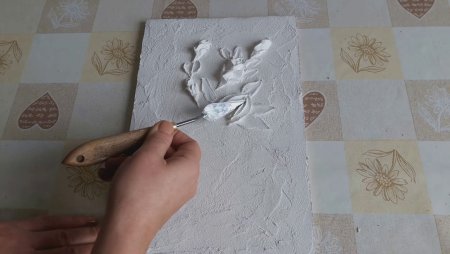 Барельеф текстурной пастой