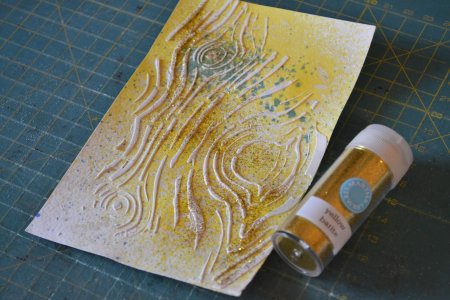 Декорирование текстурной пастой