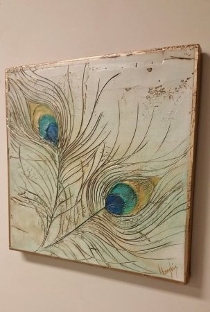 Перо павлина с поталью