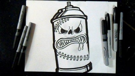 Рисунки перманентным маркером