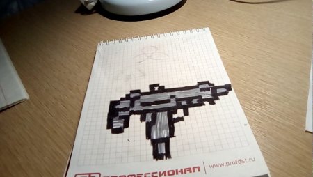 Рисунки по клеточкам оружие