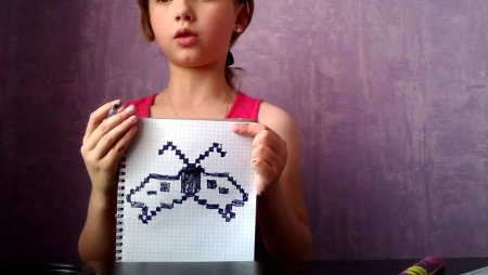 Бабочка по клеточкам маленькая