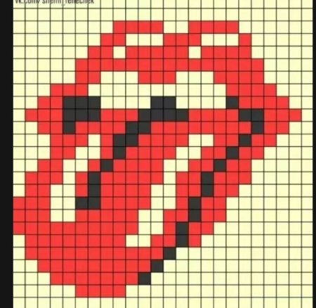 Губы по клеточкам в тетради