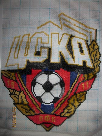Рисунки по клеточкам футбольные клубы