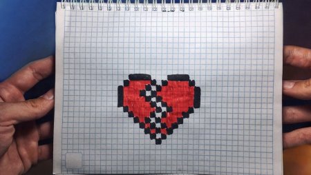 Разбитое сердечко по клеточкам