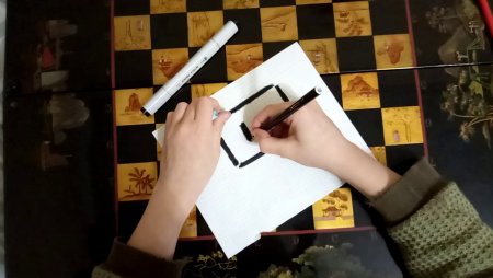 Кнопка ютуба по клеточкам