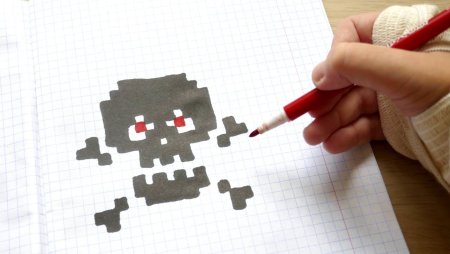 Кьюаркод скелет по клеточкам