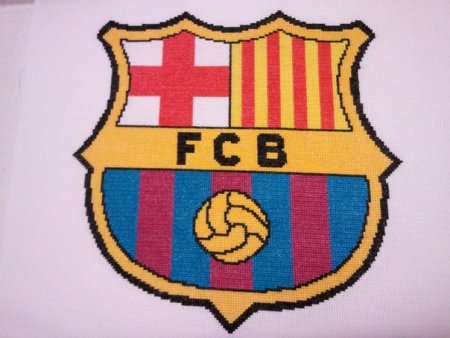 Барселона футбольный клуб эмблема по клеточкам