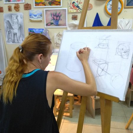 Натюрморт цветными карандашами