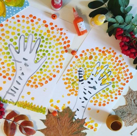 Осеннее дерево пальчиковое рисование