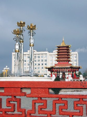 Пагода семи дней карандашом