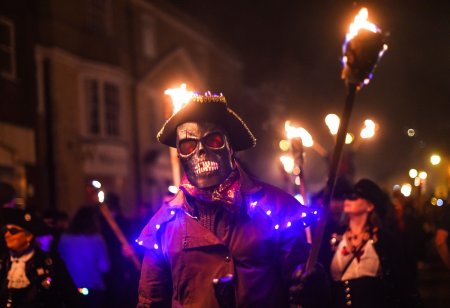 Ночь Гая Фокса/ guy Fawkes Night