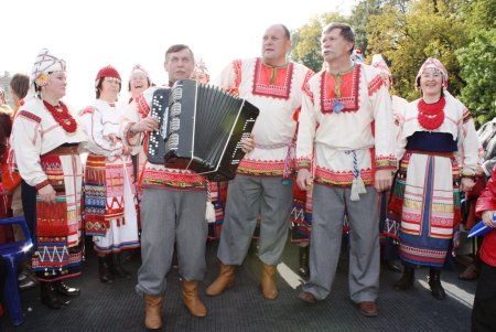 Костюмы народов Карелии на Дмитриев день