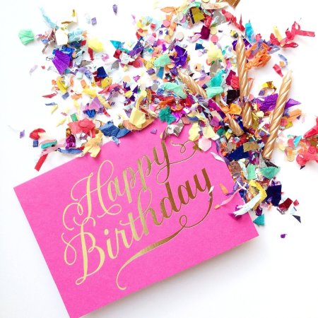 Стильная открытка для девочек