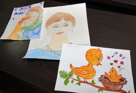Рисунок ко Дню матери