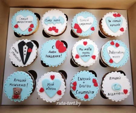 Капкейки с пожеланиями