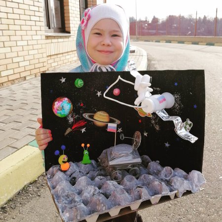 Поделки ко Дню космонавтики