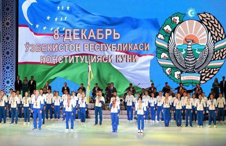 Герб и флаг Узбекистана