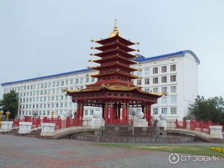 День города в карандаше