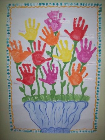 Коллективная поделка ко Дню матери