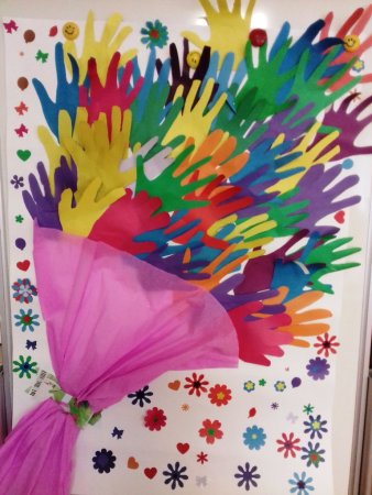 Панно из ладошек