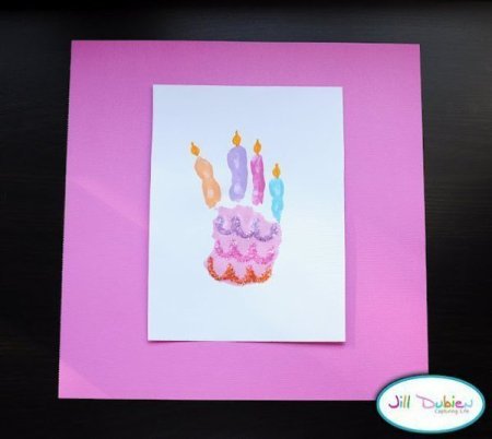 Открытка с отпечатками ладошек