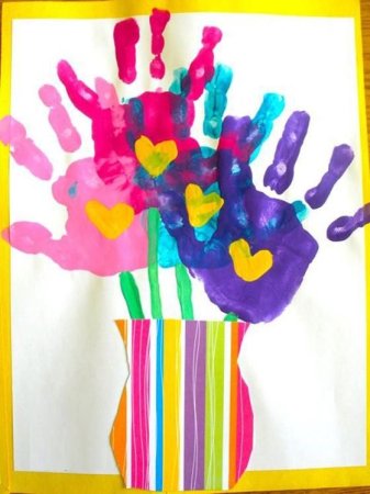 Ладошка в подарок бабушке