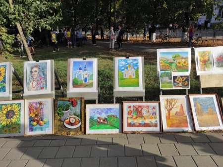 Выставка детских рисунков