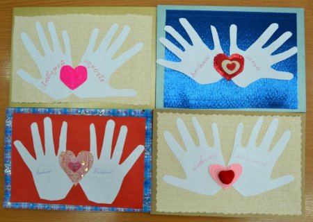 Поделки и рисунки ко Дню матери