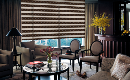 Желтые жалюзи