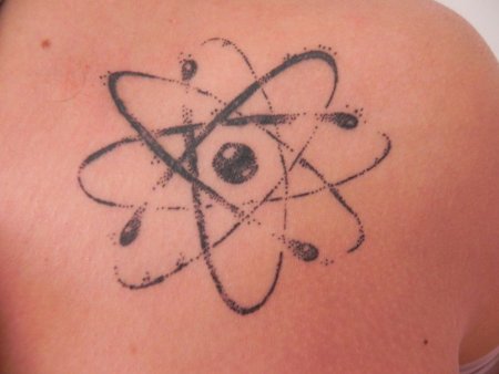 Символ атома тату