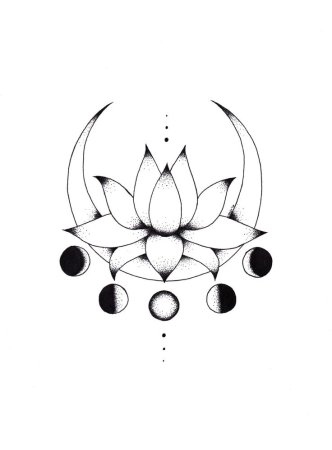 Тату Лунница с лотосом