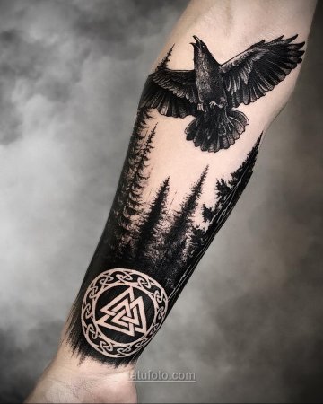 Лес ворон Валькнут тату