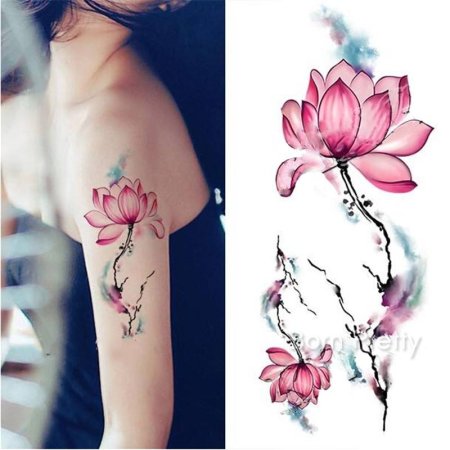 Тату в стиле акварель цветы