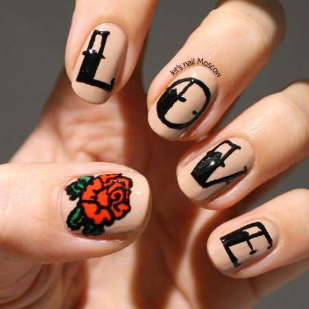 Маникюр с буквами на ногтях