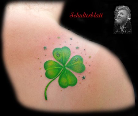 Тату Клевер для девушек