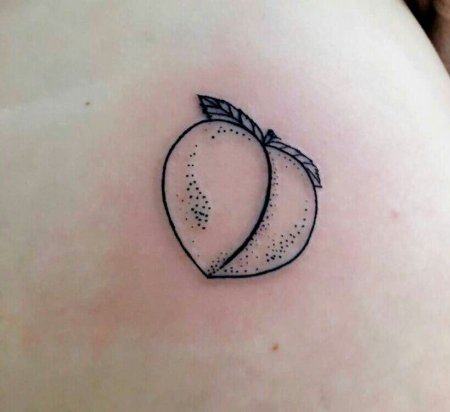 Тату персик