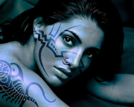 Тату на лице
