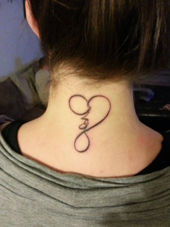 Красивые женские тату на шее