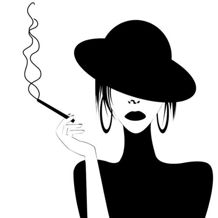 Женщина с сигаретой