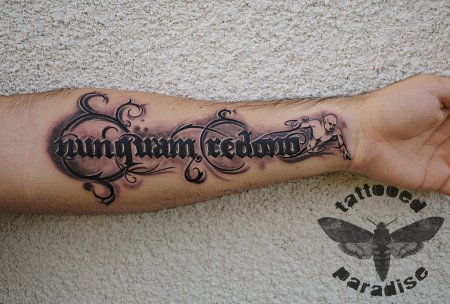 Татуировки мужские на латыни