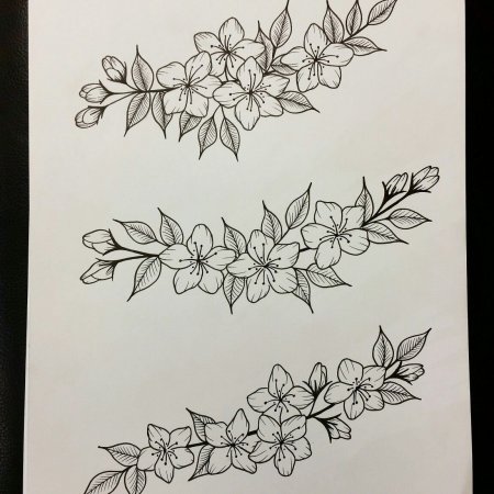 Тату ветка цветов