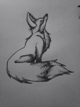 Тату лиса черно белая
