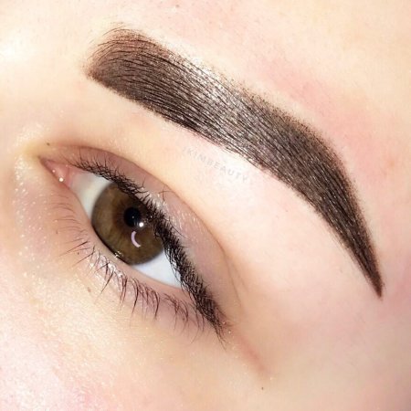 Пермаментный макияж бровей