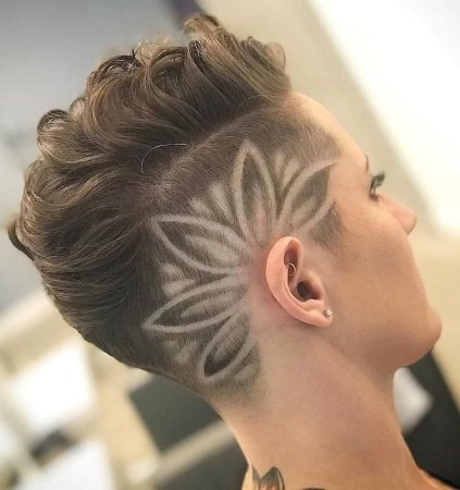 Женские стрижки с выбритыми узорами