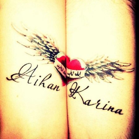 Парные тату сердечки с крыльями