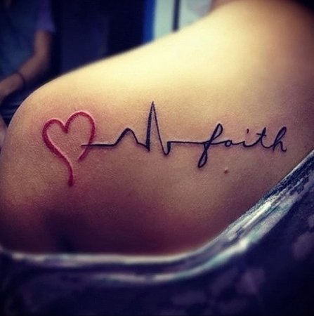 Тату пульс с сердцем